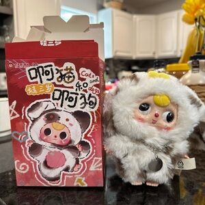 The plush blind boxes of cat and dog